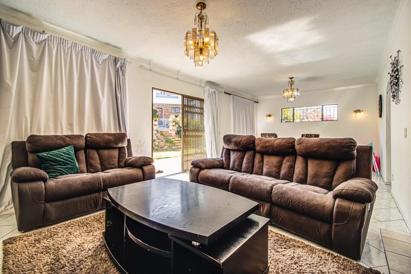 3 Bedroom Property for Sale in Bruma Gauteng