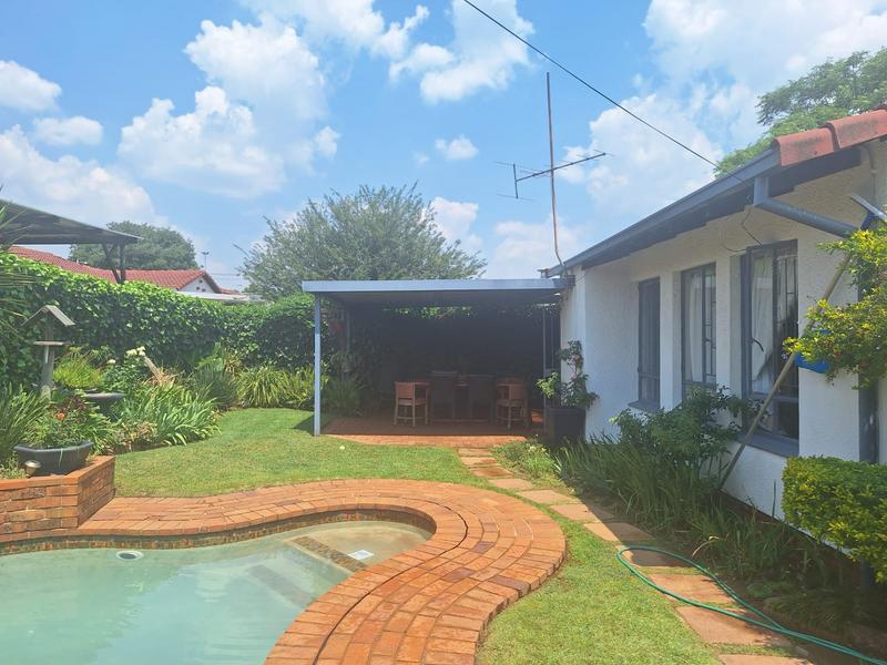 2 Bedroom Property for Sale in Huntingdon Gauteng