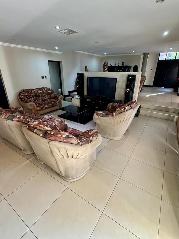 4 Bedroom Property for Sale in Glenvista Gauteng