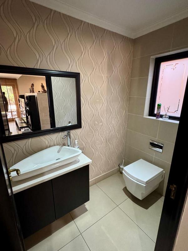 4 Bedroom Property for Sale in Glenvista Gauteng