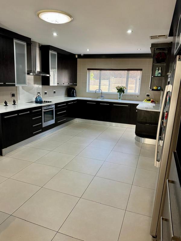 4 Bedroom Property for Sale in Glenvista Gauteng