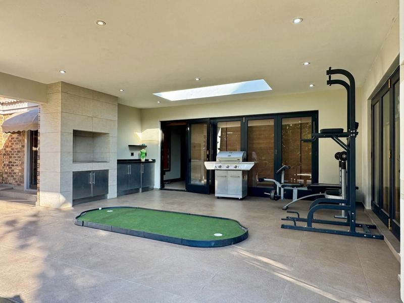 4 Bedroom Property for Sale in Glenvista Gauteng