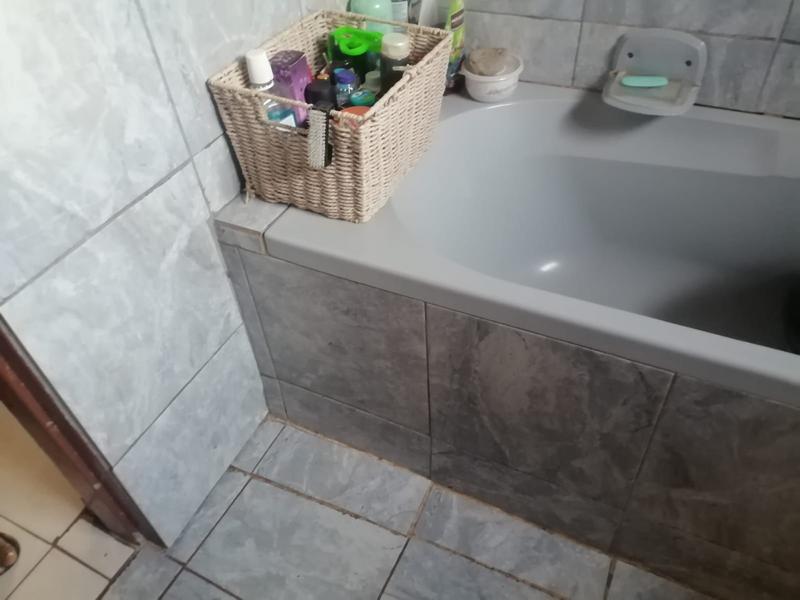 2 Bedroom Property for Sale in Mamelodi Gauteng