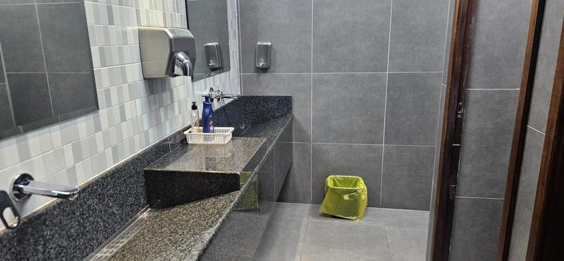 To Let commercial Property for Rent in Midridge Park Gauteng