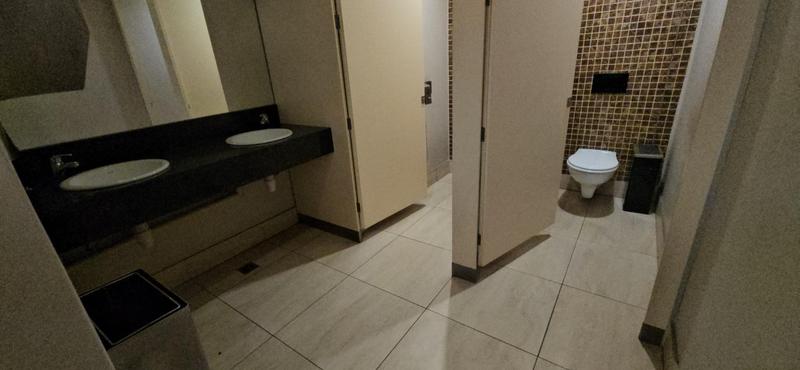 To Let commercial Property for Rent in Randjespark Gauteng