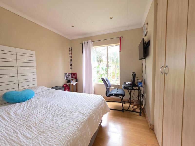 To Let 3 Bedroom Property for Rent in Honeyhills Gauteng