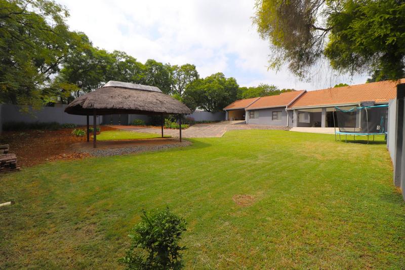 To Let 3 Bedroom Property for Rent in Craighall Gauteng