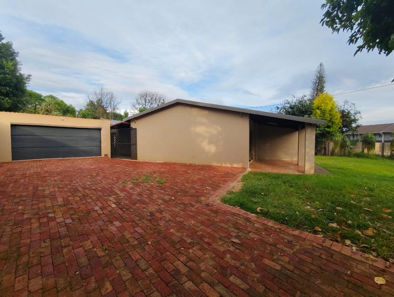 4 Bedroom Property for Sale in Sinoville Gauteng