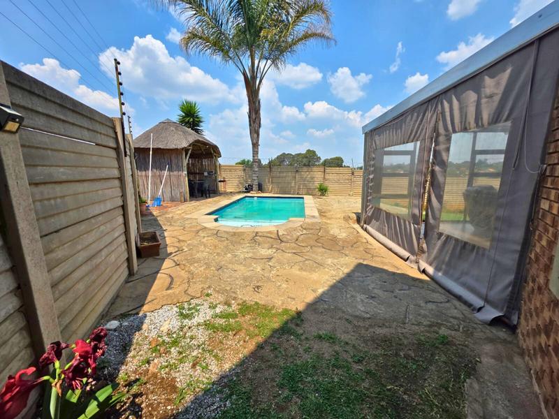 4 Bedroom Property for Sale in Terenure Gauteng