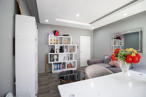 5 Bedroom Property for Sale in Helderwyk Gauteng