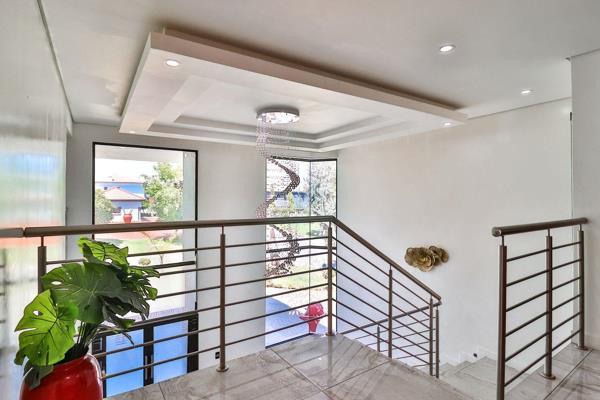 5 Bedroom Property for Sale in Helderwyk Gauteng