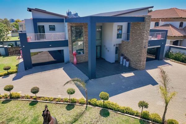 5 Bedroom Property for Sale in Helderwyk Gauteng