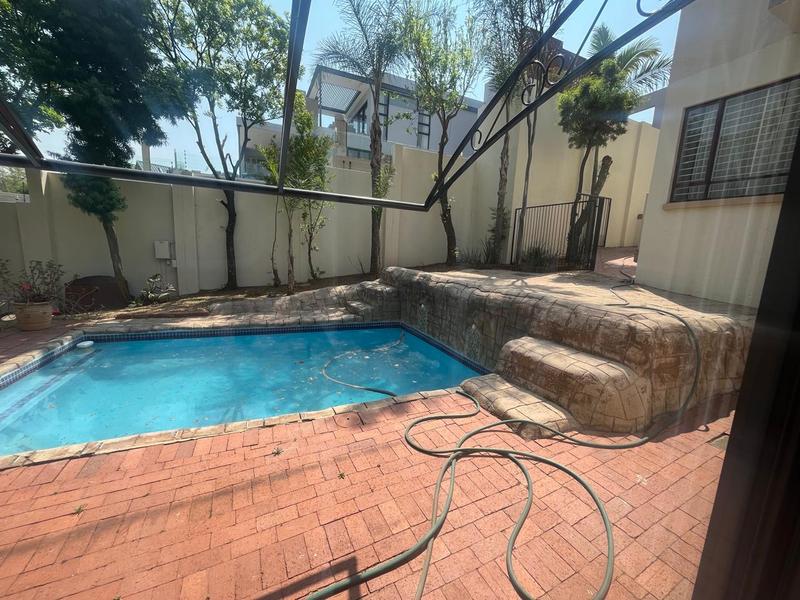 To Let 4 Bedroom Property for Rent in Sterrewag Gauteng