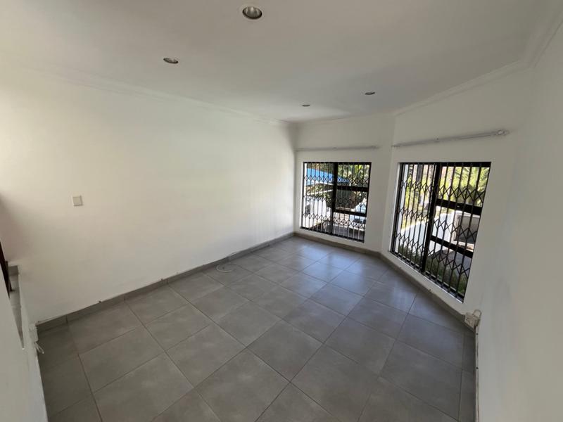 4 Bedroom Property for Sale in Waterkloof Ridge Gauteng