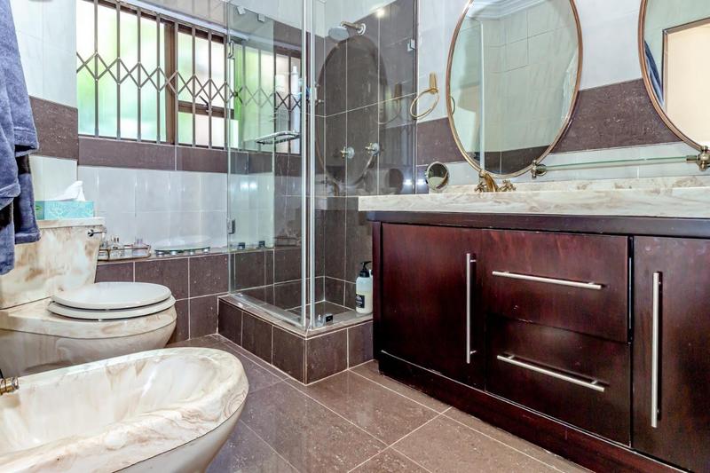 4 Bedroom Property for Sale in Waterkloof Ridge Gauteng