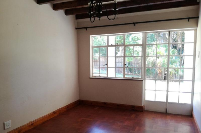 To Let 5 Bedroom Property for Rent in Waterkloof Ridge Gauteng