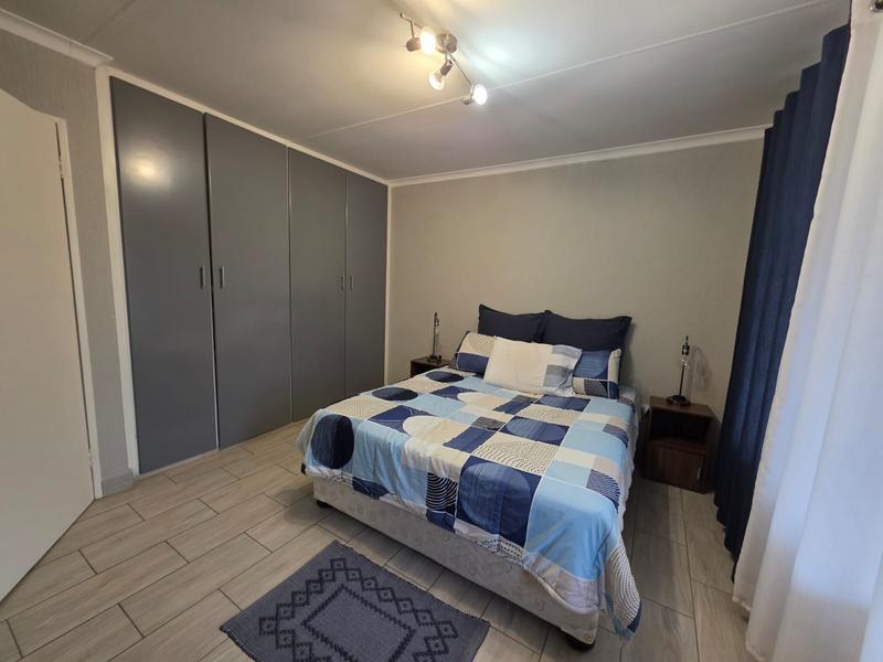 2 Bedroom Property for Sale in Sunninghill Gauteng