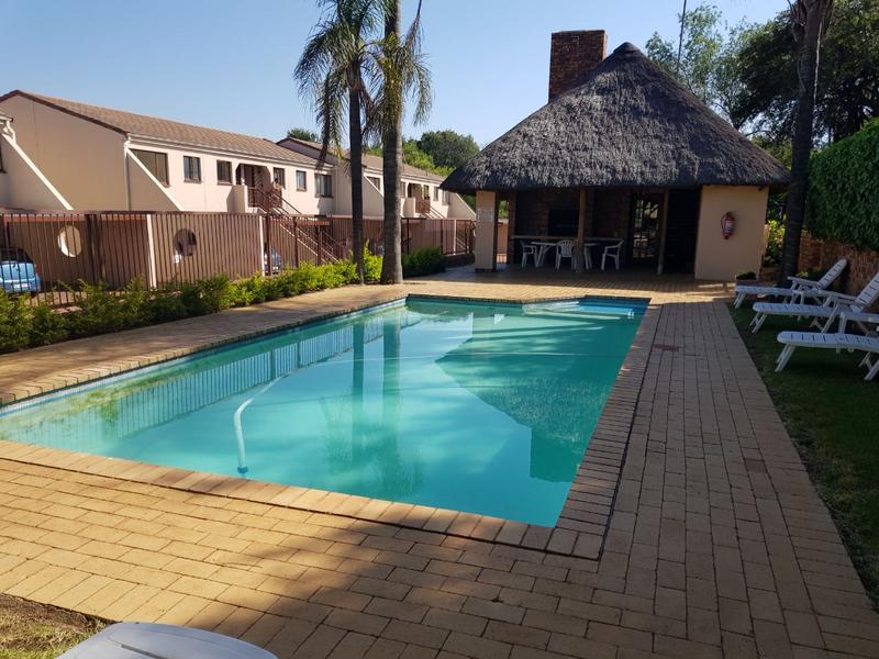 2 Bedroom Property for Sale in Sunninghill Gauteng