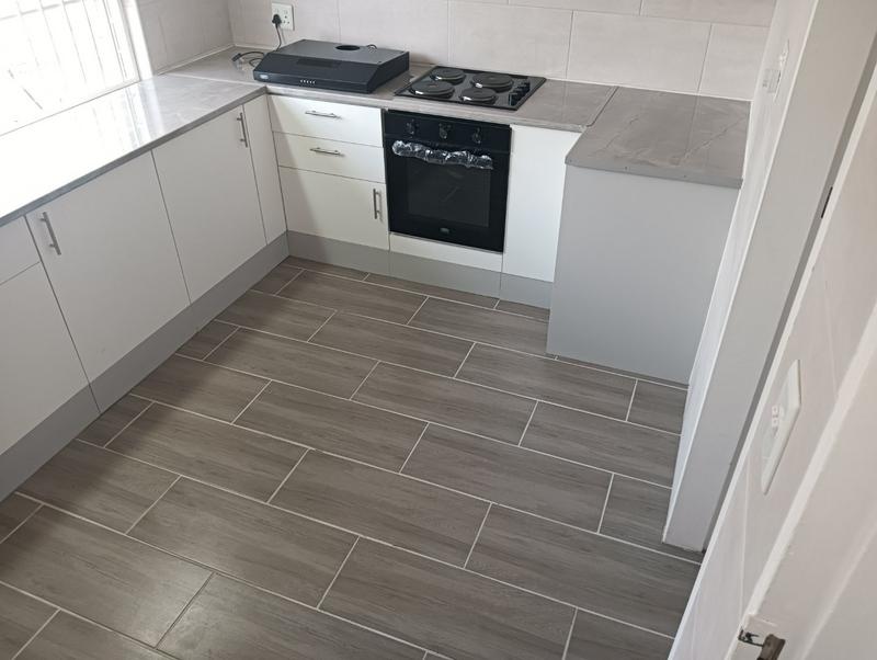 To Let 4 Bedroom Property for Rent in Kenmare Gauteng