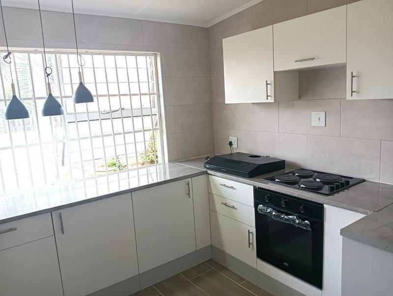 To Let 4 Bedroom Property for Rent in Kenmare Gauteng