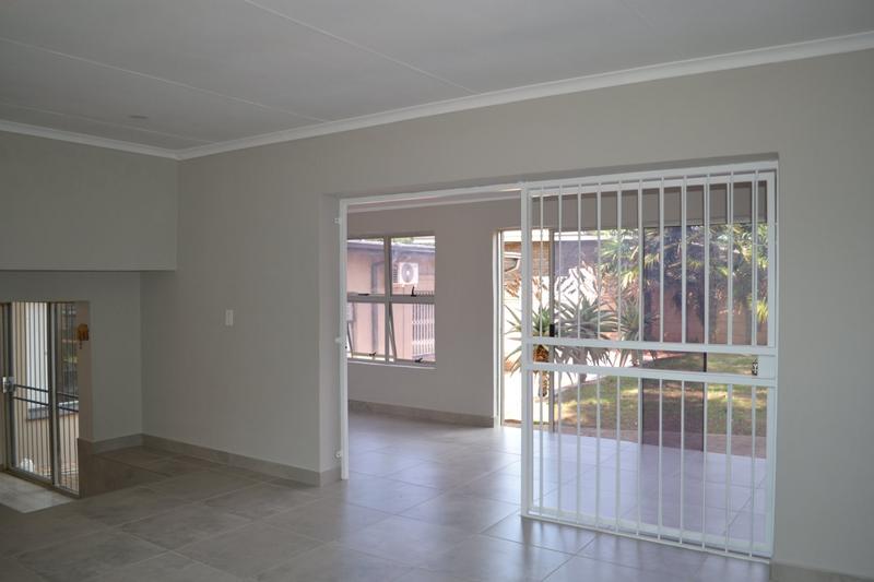 To Let 4 Bedroom Property for Rent in Kenmare Gauteng