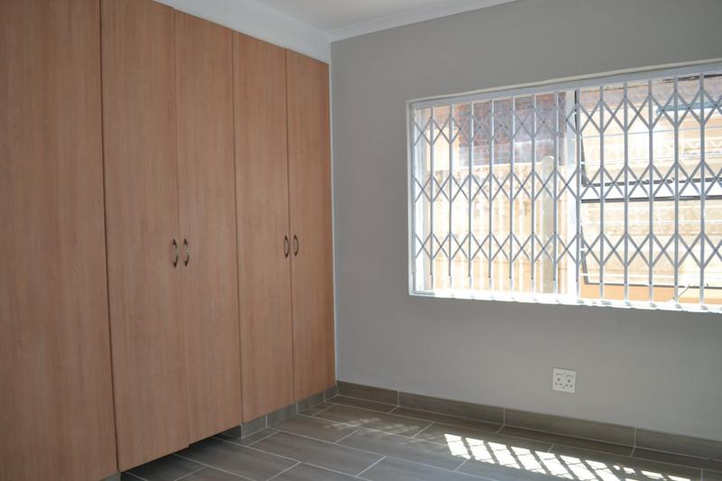 To Let 4 Bedroom Property for Rent in Kenmare Gauteng