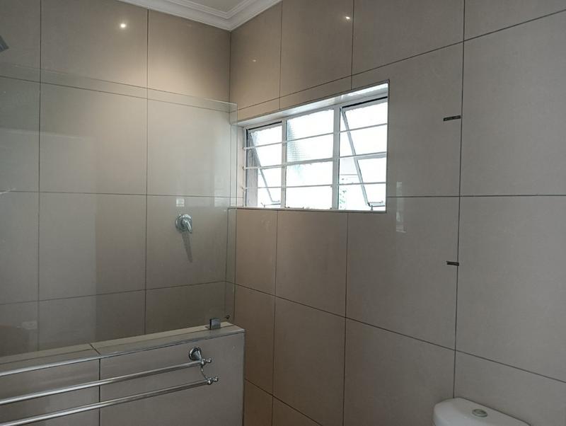 To Let 4 Bedroom Property for Rent in Kenmare Gauteng