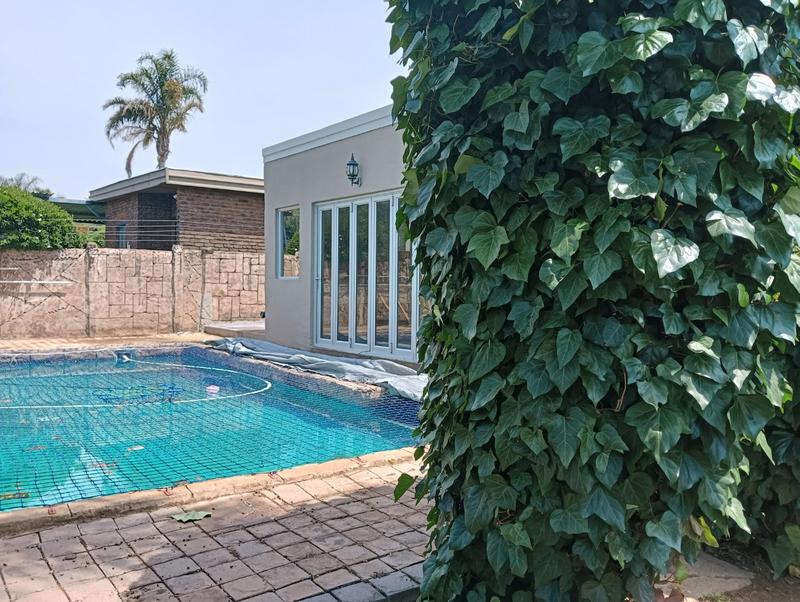 To Let 4 Bedroom Property for Rent in Kenmare Gauteng