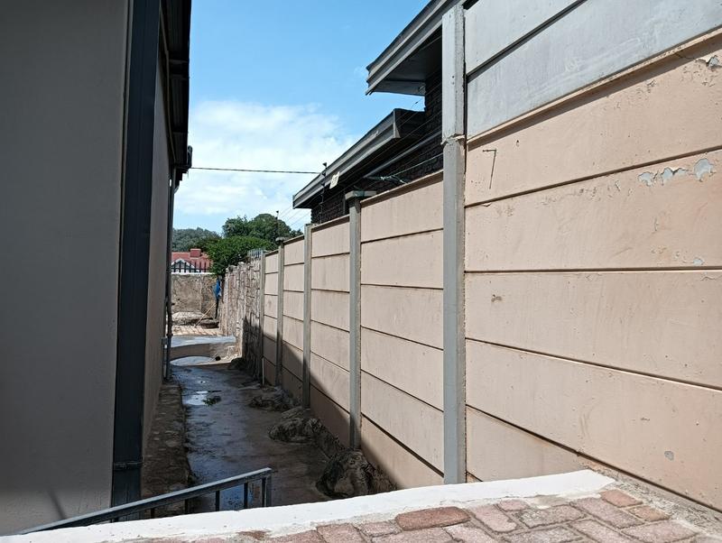 To Let 4 Bedroom Property for Rent in Kenmare Gauteng