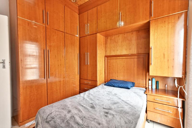 5 Bedroom Property for Sale in Glenvista Gauteng