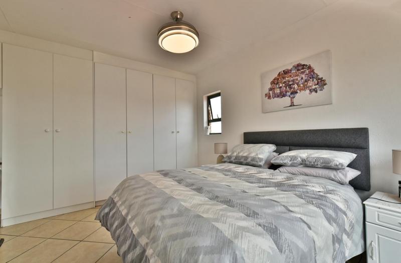 1 Bedroom Property for Sale in Mulbarton Gauteng