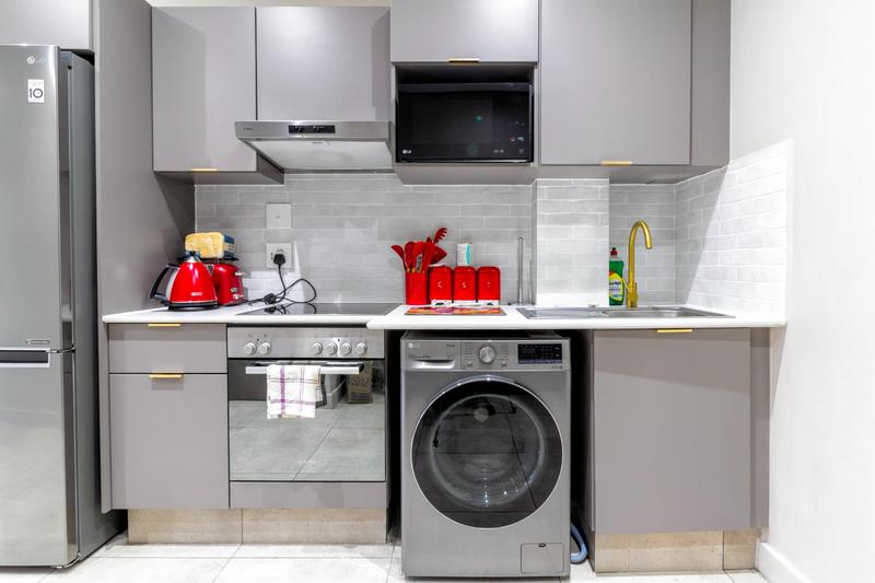 1 Bedroom Property for Sale in Sandton Central Gauteng