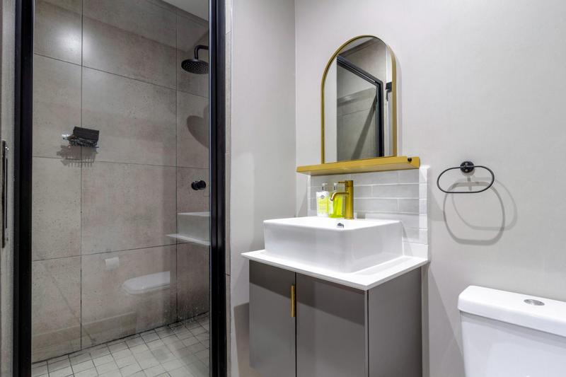 1 Bedroom Property for Sale in Sandton Central Gauteng