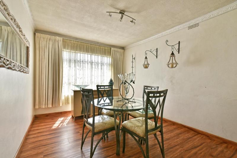 4 Bedroom Property for Sale in General Albertspark Gauteng