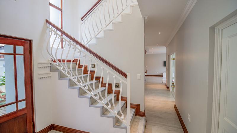 5 Bedroom Property for Sale in Midstream Estate Gauteng