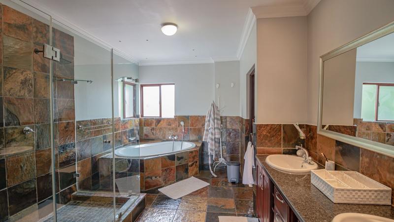 5 Bedroom Property for Sale in Midstream Estate Gauteng