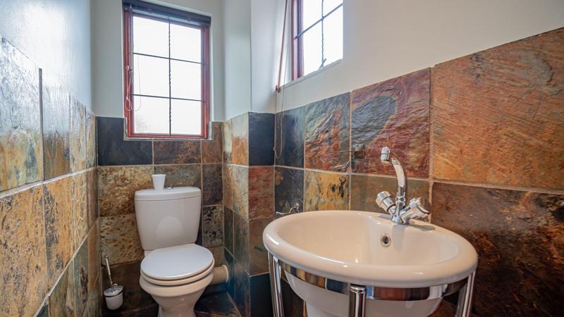 5 Bedroom Property for Sale in Midstream Estate Gauteng