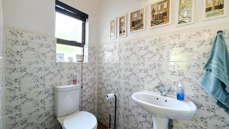 3 Bedroom Property for Sale in Midfield Estate Gauteng