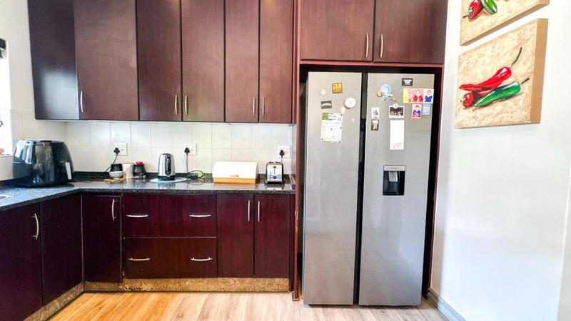 3 Bedroom Property for Sale in Midfield Estate Gauteng