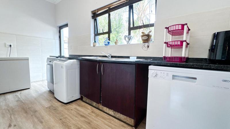 3 Bedroom Property for Sale in Midfield Estate Gauteng