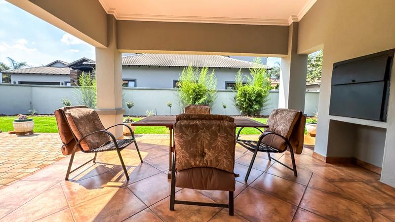 3 Bedroom Property for Sale in Midfield Estate Gauteng