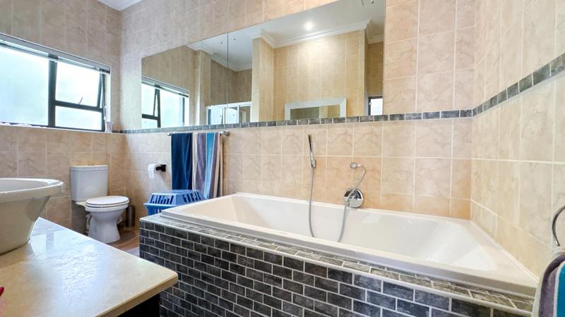 3 Bedroom Property for Sale in Midfield Estate Gauteng