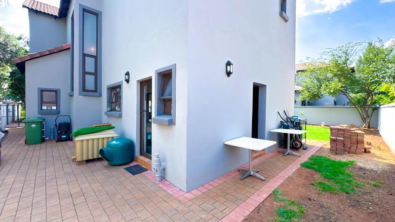3 Bedroom Property for Sale in Midfield Estate Gauteng