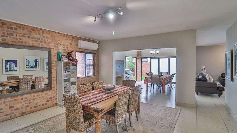 4 Bedroom Property for Sale in Midstream Ridge Gauteng