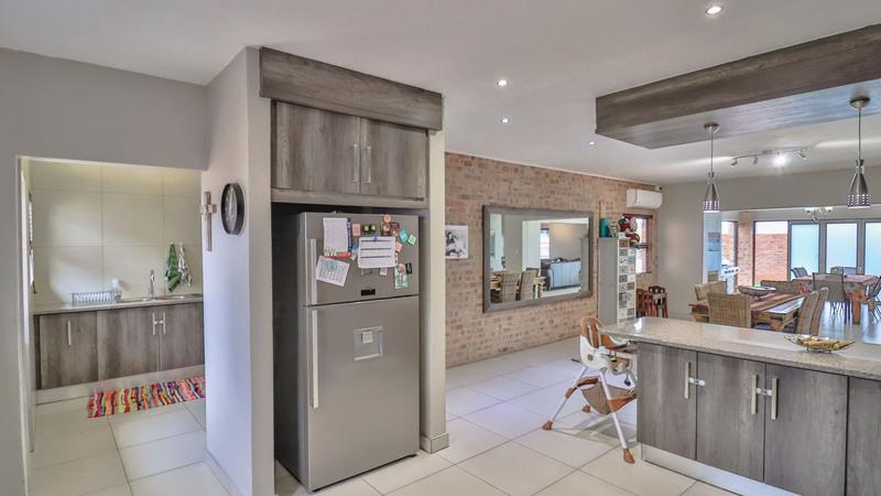 4 Bedroom Property for Sale in Midstream Ridge Gauteng