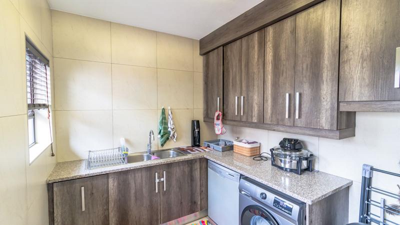 4 Bedroom Property for Sale in Midstream Ridge Gauteng