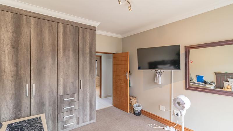 4 Bedroom Property for Sale in Midstream Ridge Gauteng