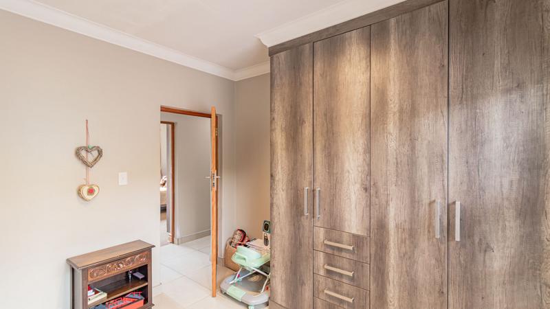 4 Bedroom Property for Sale in Midstream Ridge Gauteng