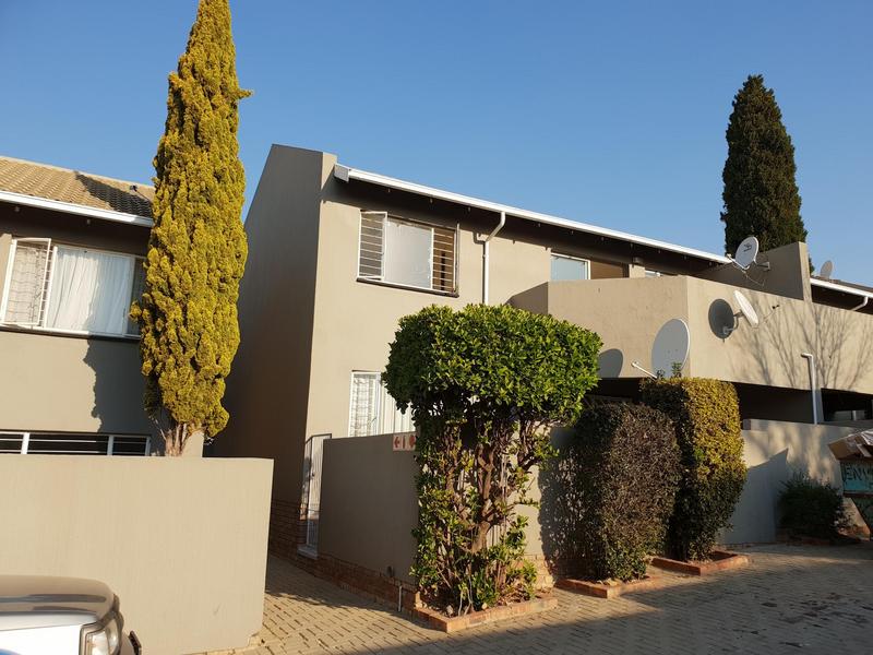 To Let 2 Bedroom Property for Rent in Sundowner Gauteng
