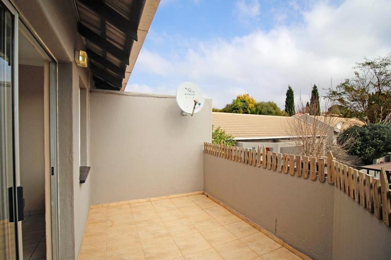 To Let 2 Bedroom Property for Rent in Sundowner Gauteng